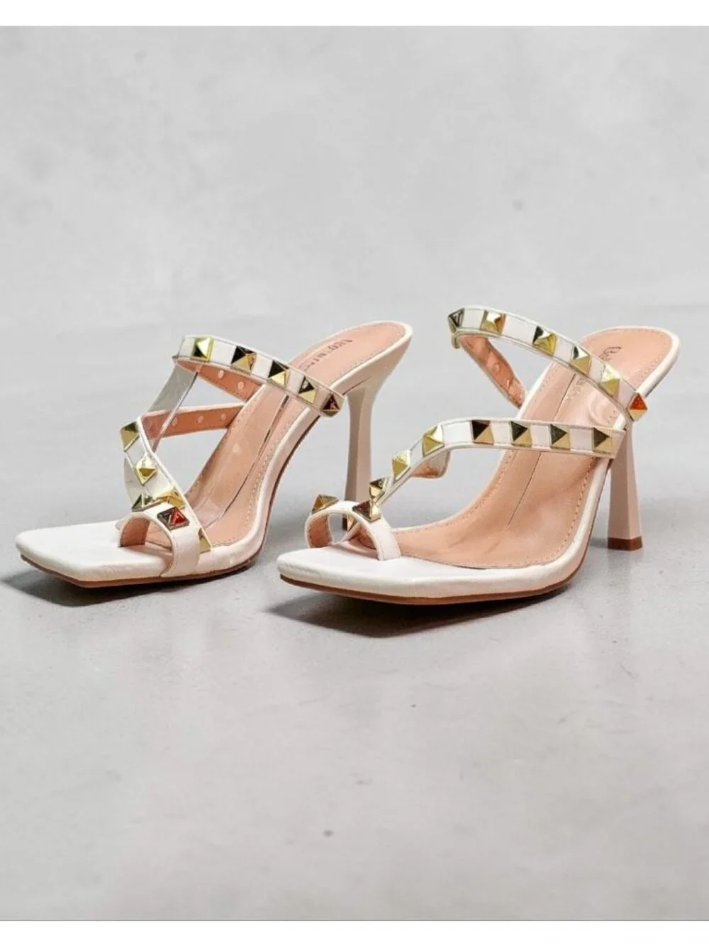 Studded High Heel Sandals With Strappy Design Open Toe & Gold-Tone Accents Ideal